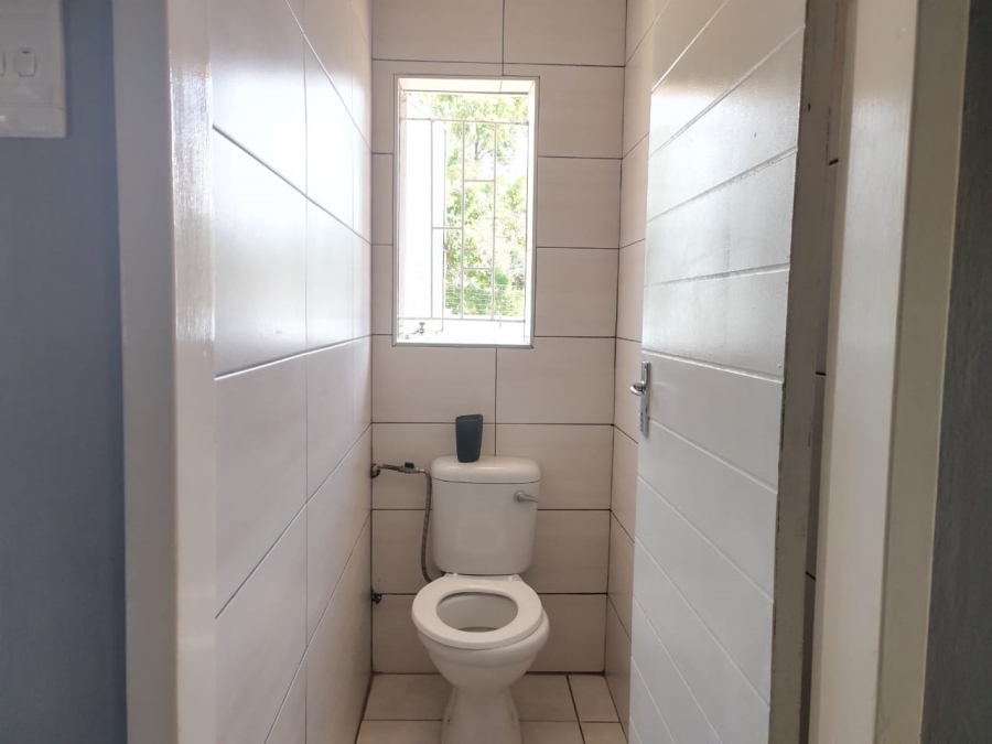 6 Bedroom Property for Sale in Sasolburg Ext 1 Free State